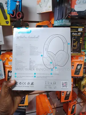 Celebrat A18 Wireless Bluetooth Headset – Extra Bass (Brand New)
