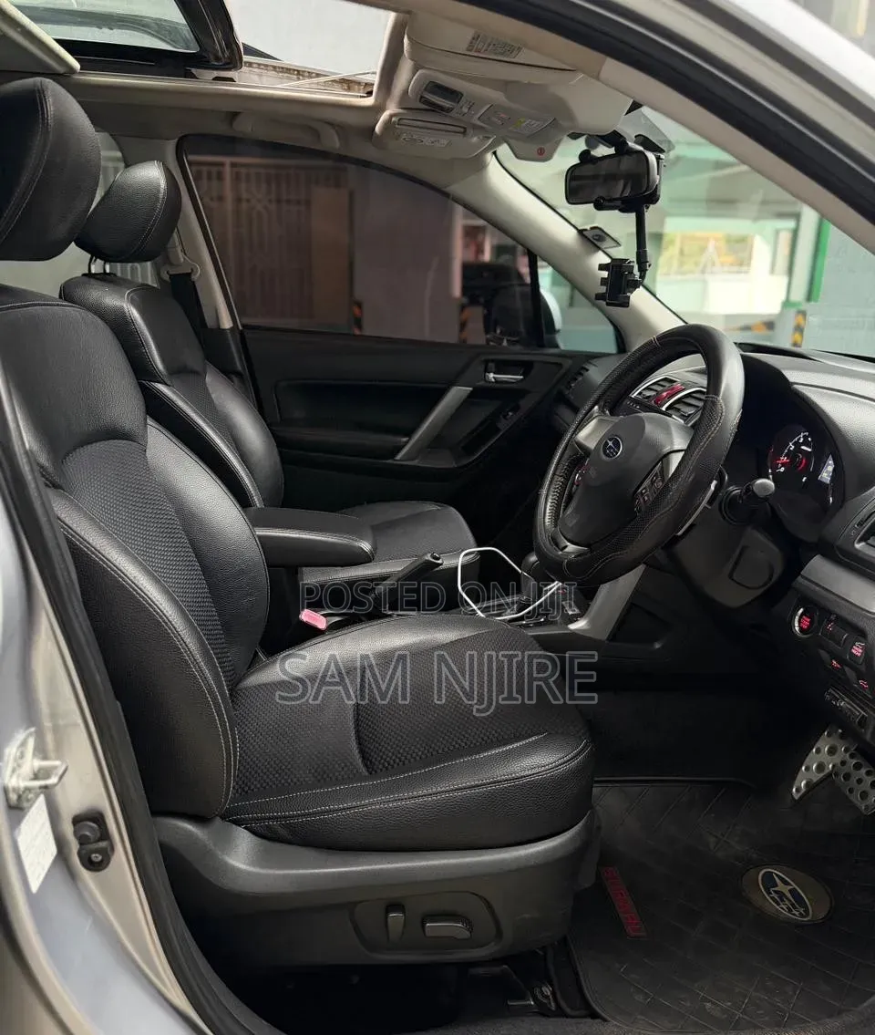 Subaru Forester 2.0XT Premium 4dr SUV AWD (2.0L 4cyl Turbo CVT) 2015 Silver