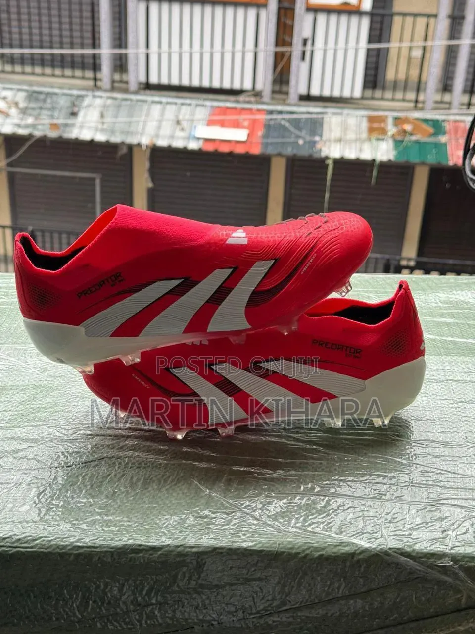 Laceless Adidas Predator Football Boots (Size 39-45)