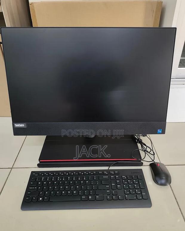 Desktop Computer Lenovo ThinkCentre 24 16GB Intel Core i5 SSD 512GB