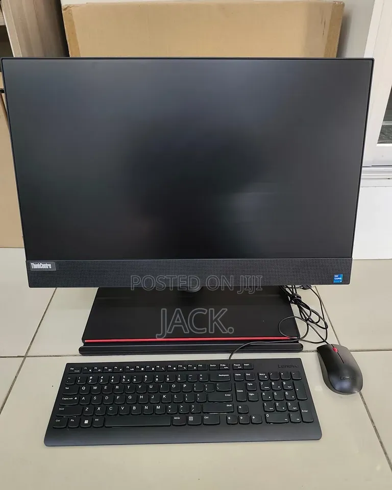 Desktop Computer Lenovo ThinkCentre 24 16GB Intel Core i5 SSD 512GB