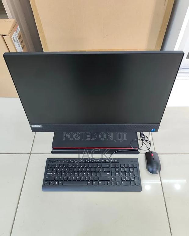 Desktop Computer Lenovo ThinkCentre 24 16GB Intel Core i5 SSD 512GB - thumbnail 7