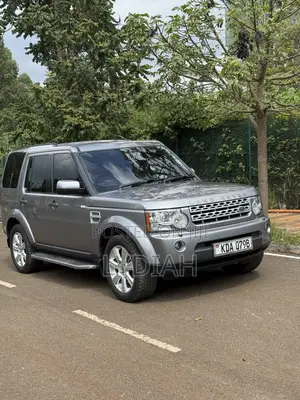 Land Rover Discovery 2013 Gray