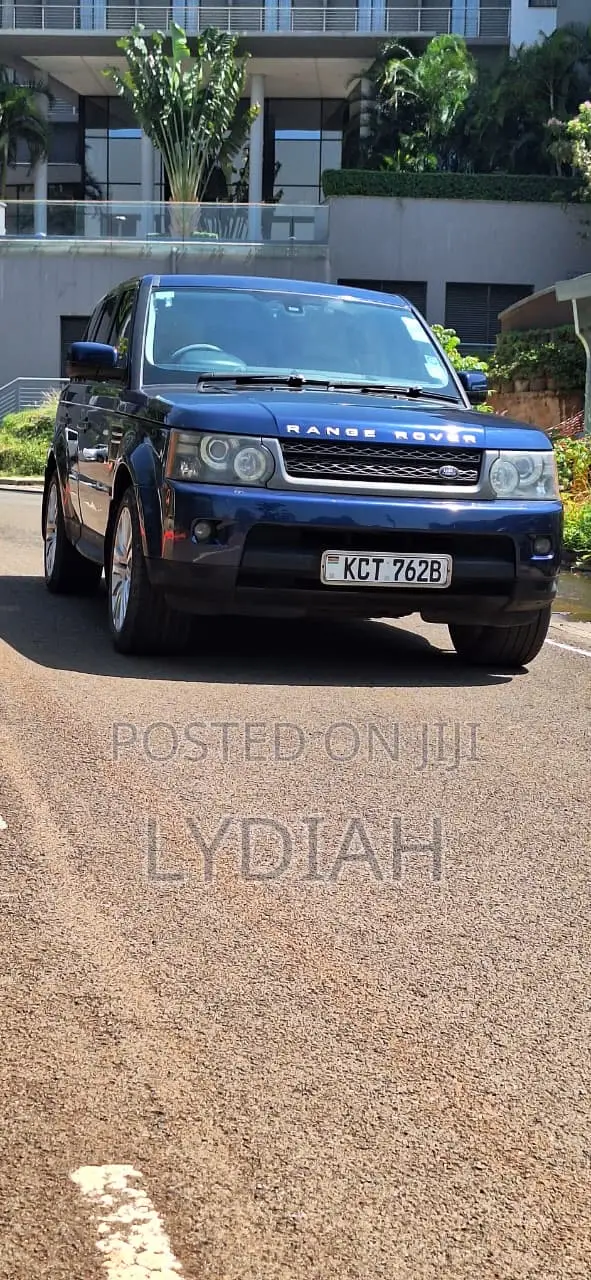 Land Rover Defender 2011 Blue
