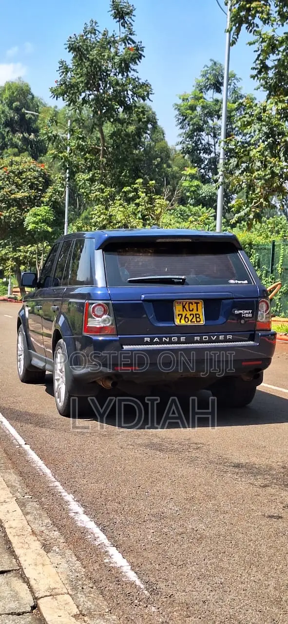 Land Rover Defender 2011 Blue
