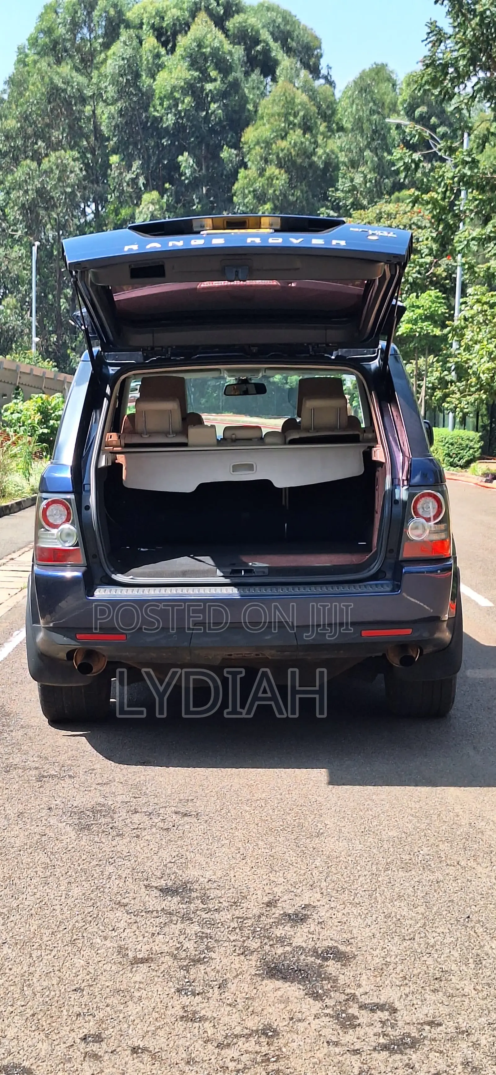 Land Rover Defender 2011 Blue