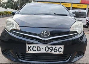 Toyota Ractis 1.5 FWD 2012 Black