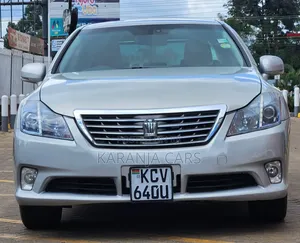 Toyota Crown 2012 Silver