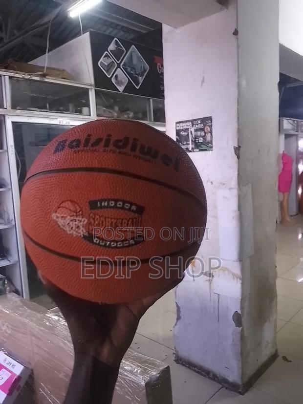 Indoor/Outdoor Basket Ball - thumbnail 2