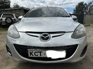 Mazda Demio 2011 Silver