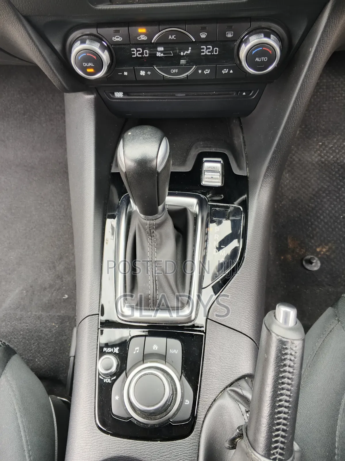 Mazda Axela 2019 White