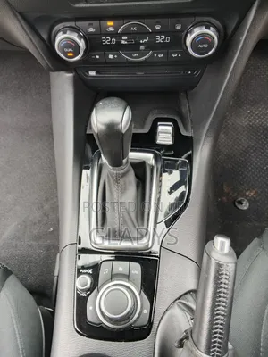 Mazda Axela 2019 White