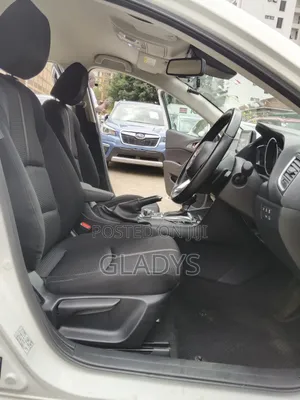Mazda Axela 2019 White