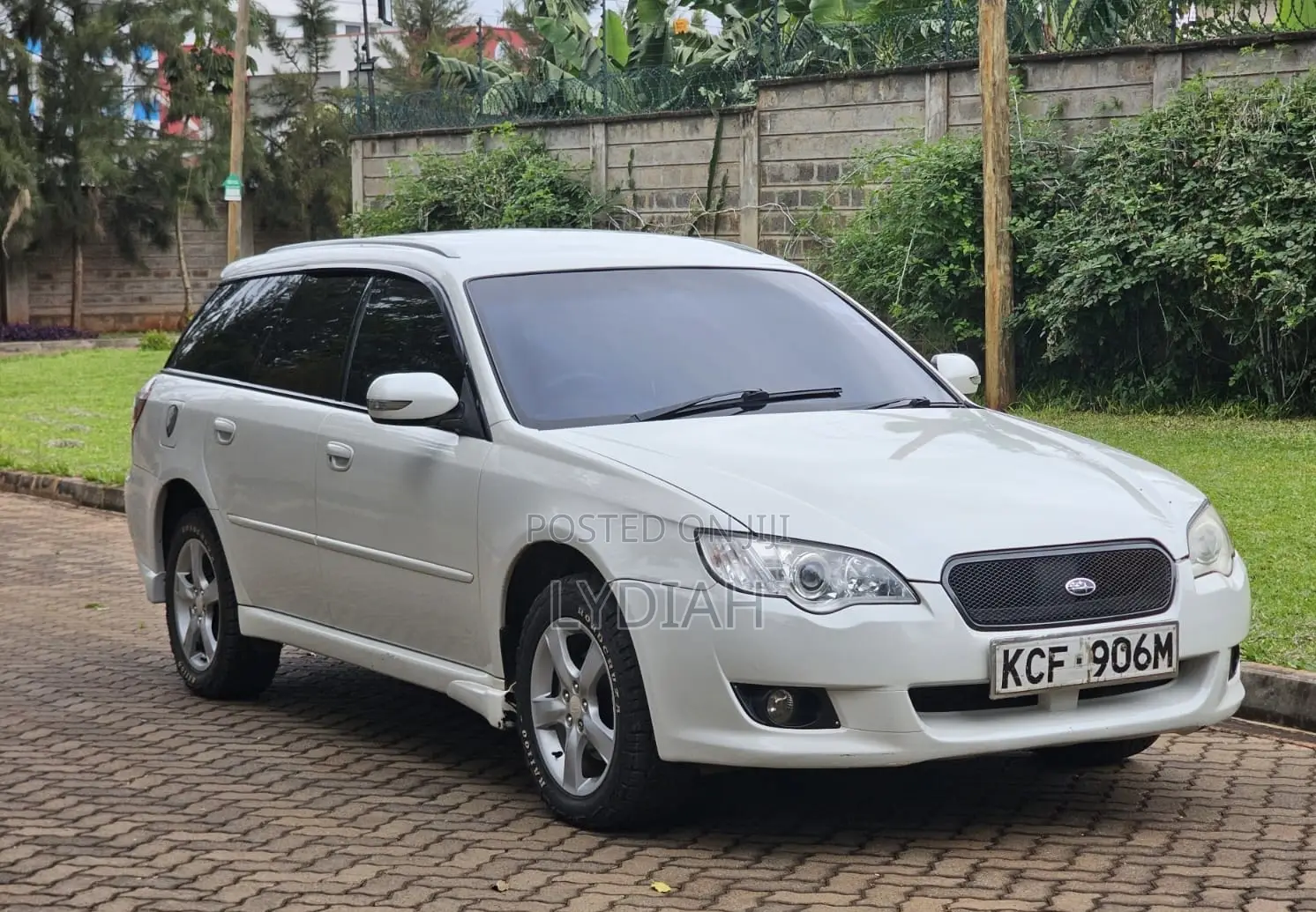 Subaru Legacy 2008 White