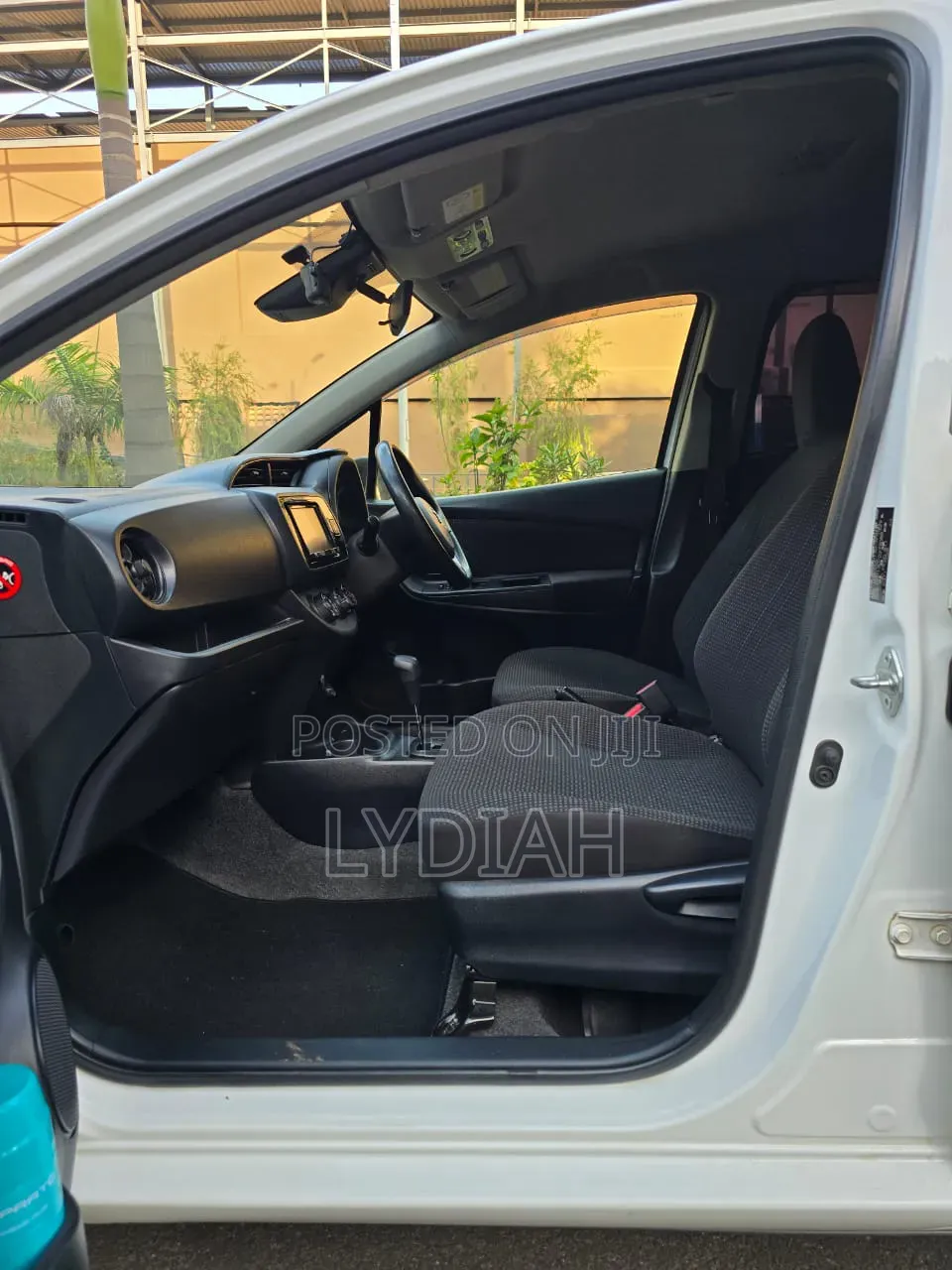 Toyota Vitz 2016 White