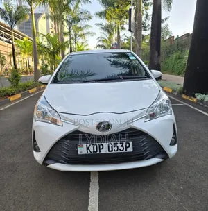Toyota Vitz 2016 White