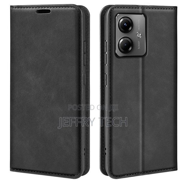 Motorola Moto G14 Retro-Skin Magnetic Suction Leather Phone Case(Black