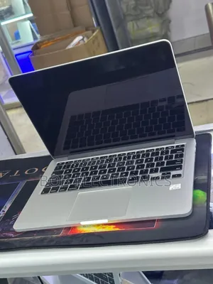 Laptop Apple MacBook Pro 2015 8GB Intel Core i5 SSD 256GB