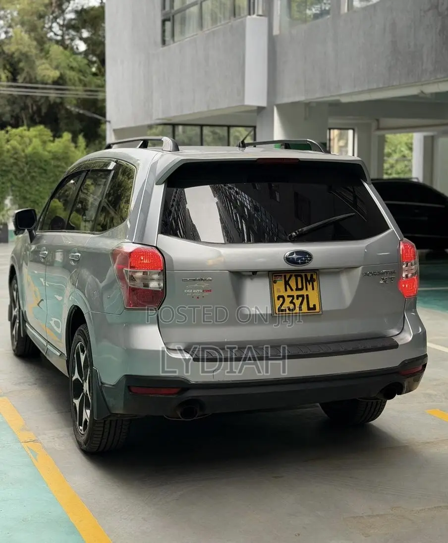 Subaru Forester 2016 Silver