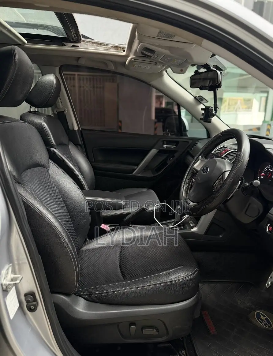 Subaru Forester 2016 Silver