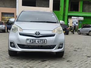 Toyota Ractis 2013 Silver