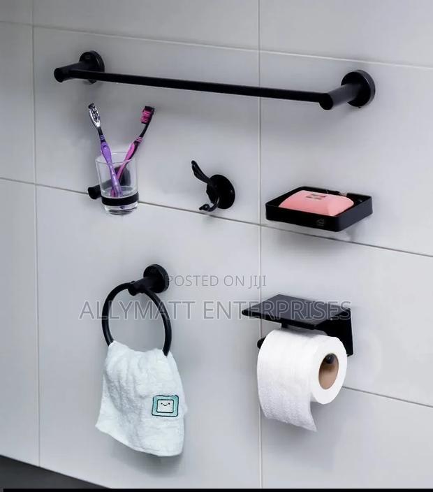Bathroom Accessories Set Black