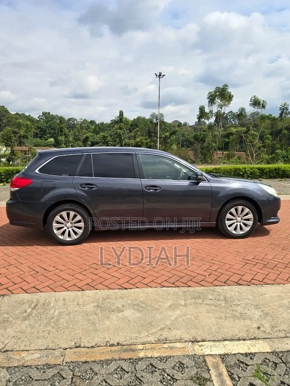 Subaru Legacy 2010 Gray