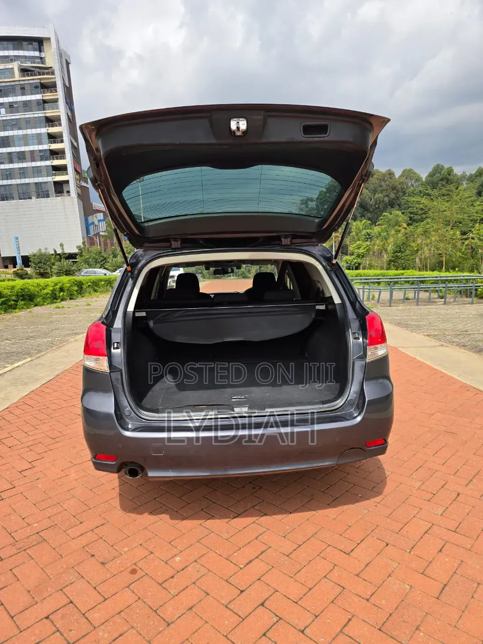 Subaru Legacy 2010 Gray