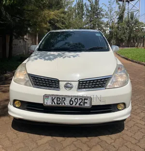 Nissan Tiida 2005 White