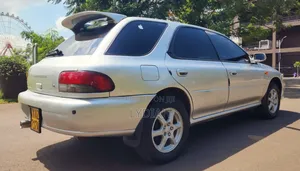 Subaru Impreza 2000 Silver