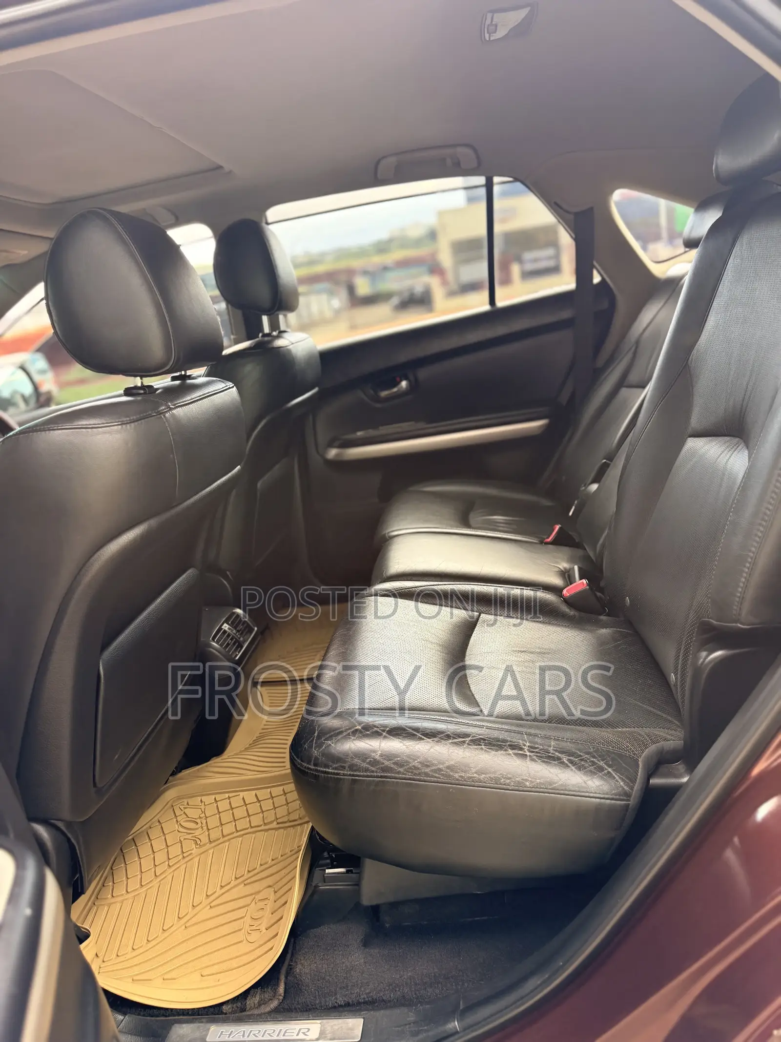 Toyota Harrier 3.3 Hybrid 4WD 2012 Maroon