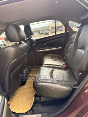 Toyota Harrier 3.3 Hybrid 4WD 2012 Maroon