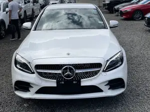 Mercedes-Benz C200 2019 White