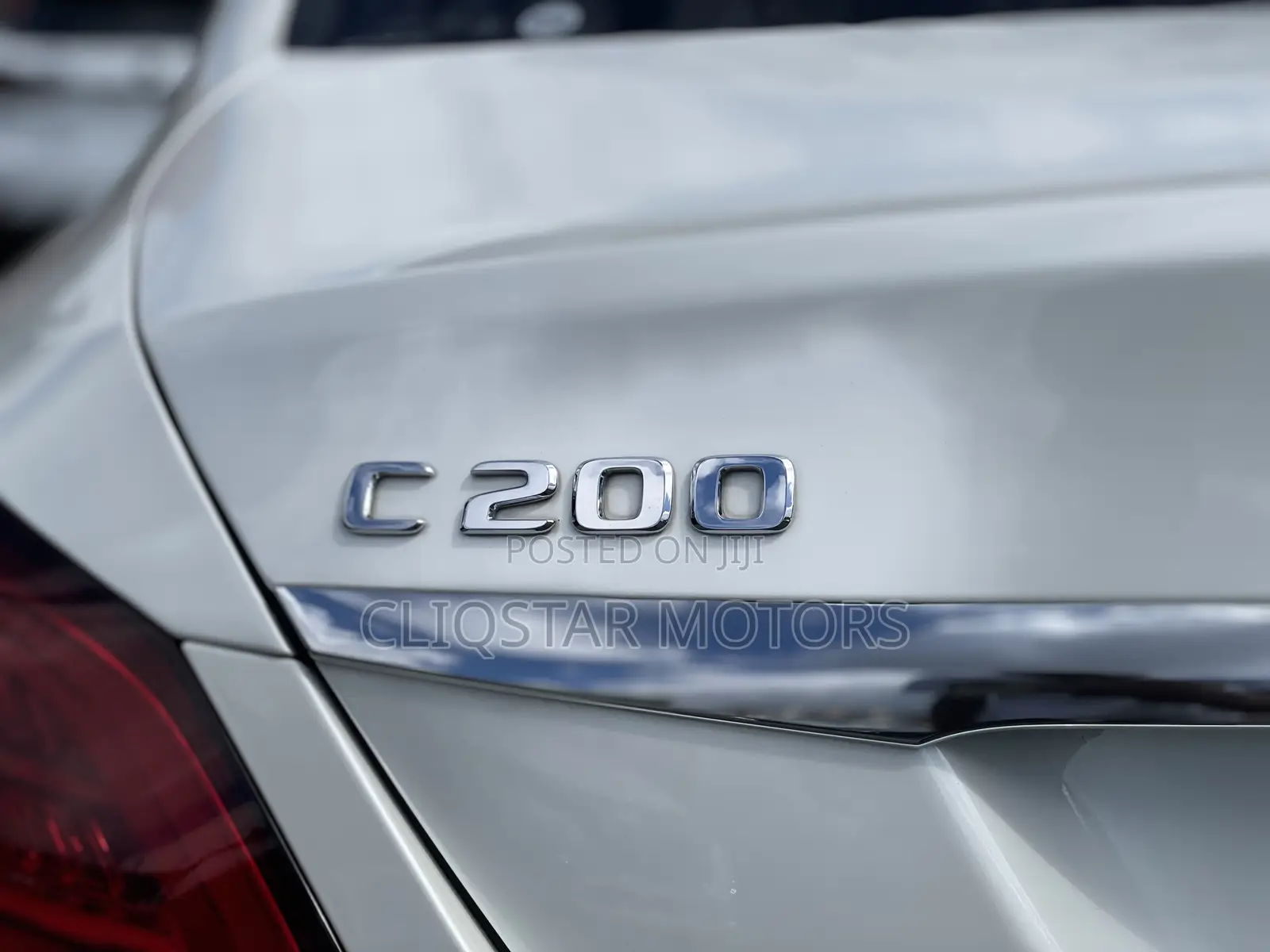Mercedes-Benz C200 2019 White