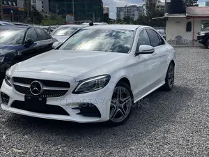 Mercedes-Benz C200 2019 White