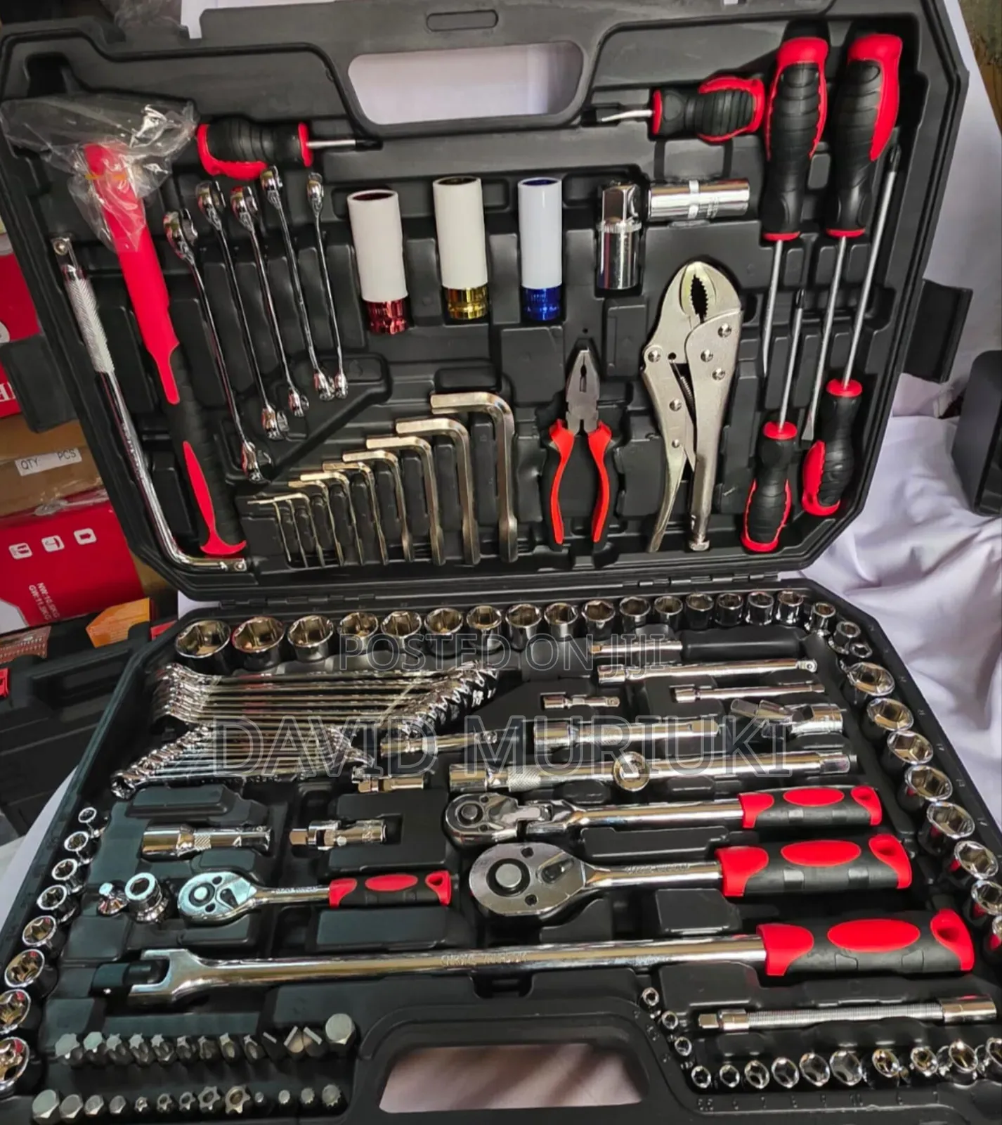 Portable 142+2pcs Tool Kit With Organized Storage Case.