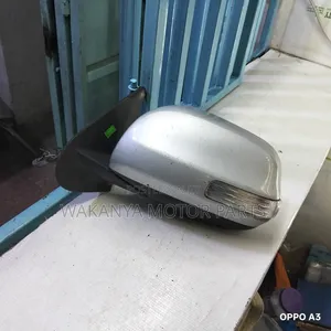 Toyota Sienta Model 2005/2008/2012 Power Side Mirror With Blinker