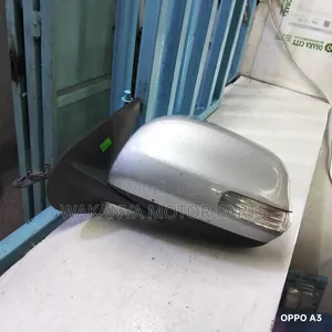 Toyota Sienta Model 2005/2008/2012 Power Side Mirror With Blinker