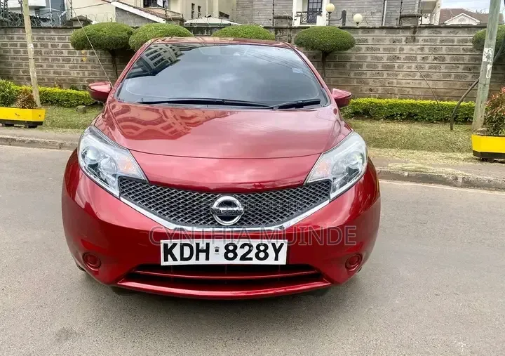 Nissan Note 2015 Red