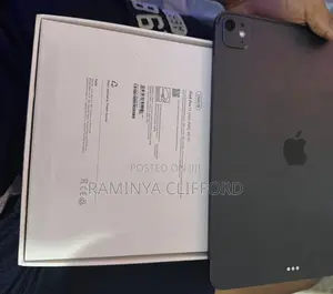 Apple iPad (2025) 256 GB Black