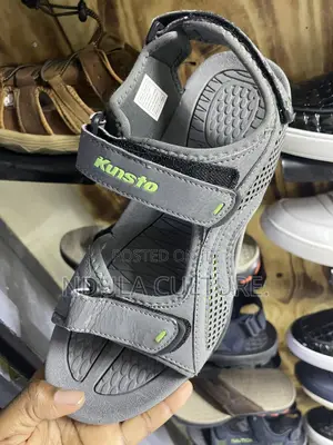 Kunsto Open Toe Hike Sandals