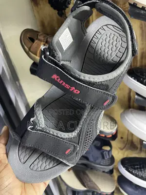 Kunsto Open Toe Hike Sandals