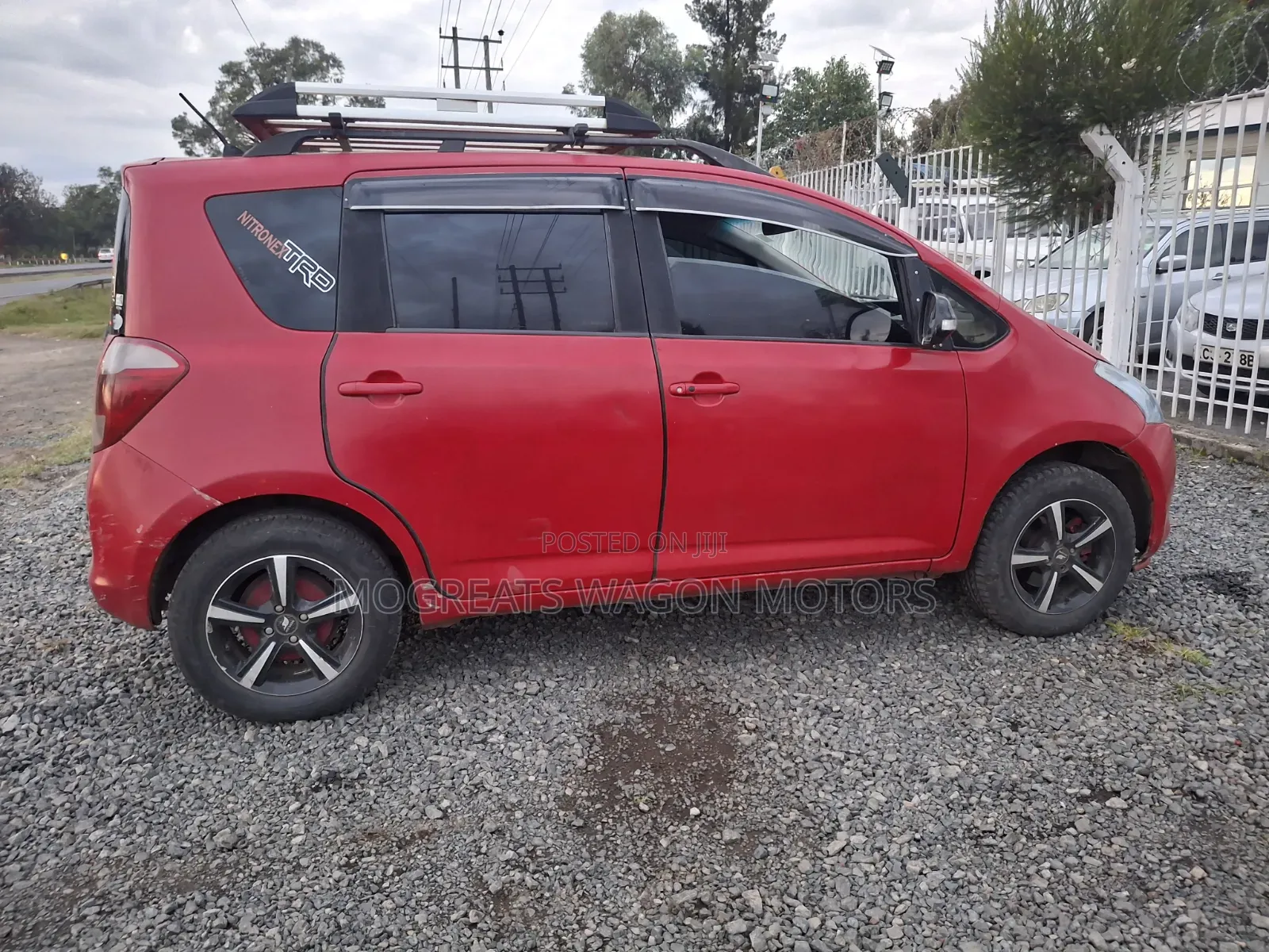 Toyota Ractis 2006 Red