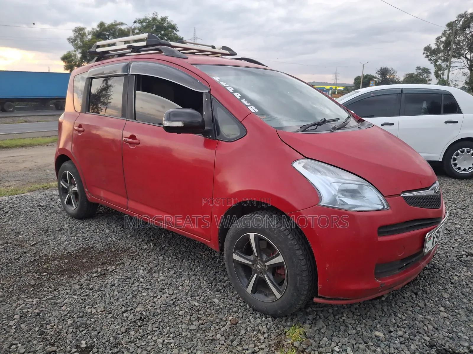 Toyota Ractis 2006 Red