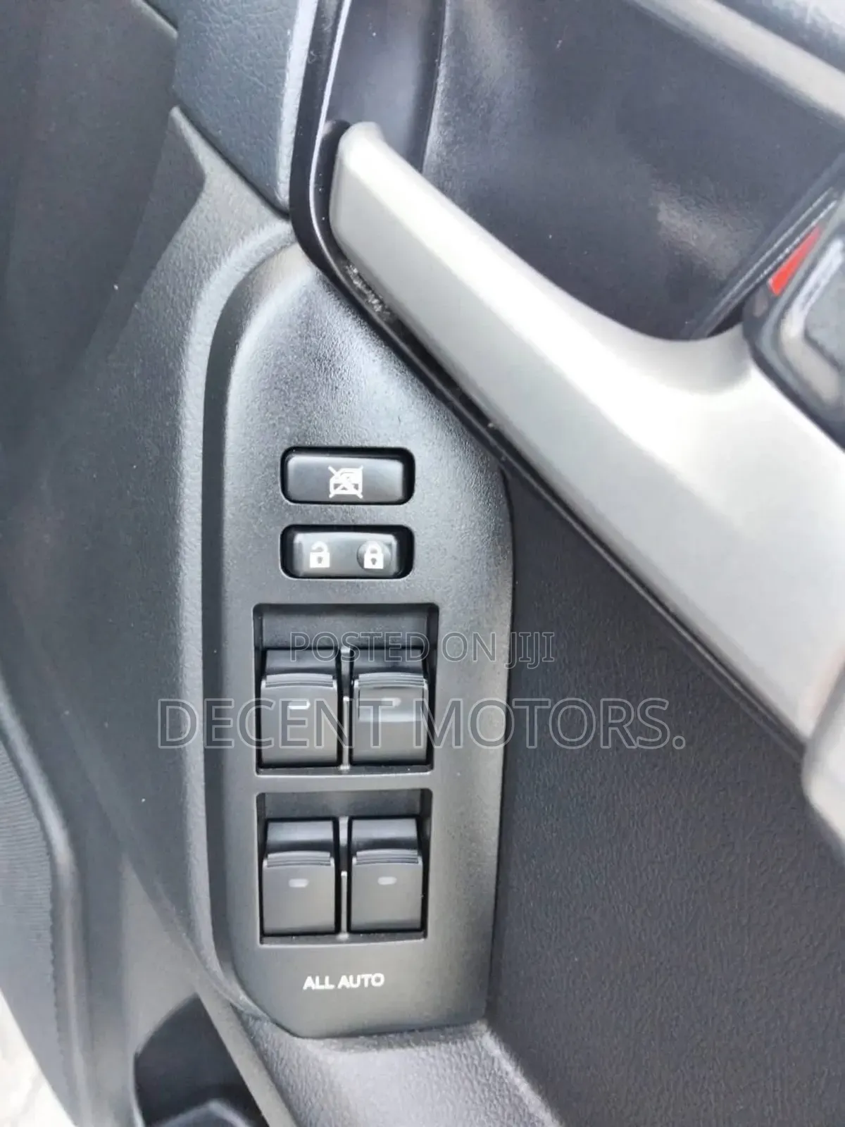 Toyota Land Cruiser Prado 2.8 2022 Gray