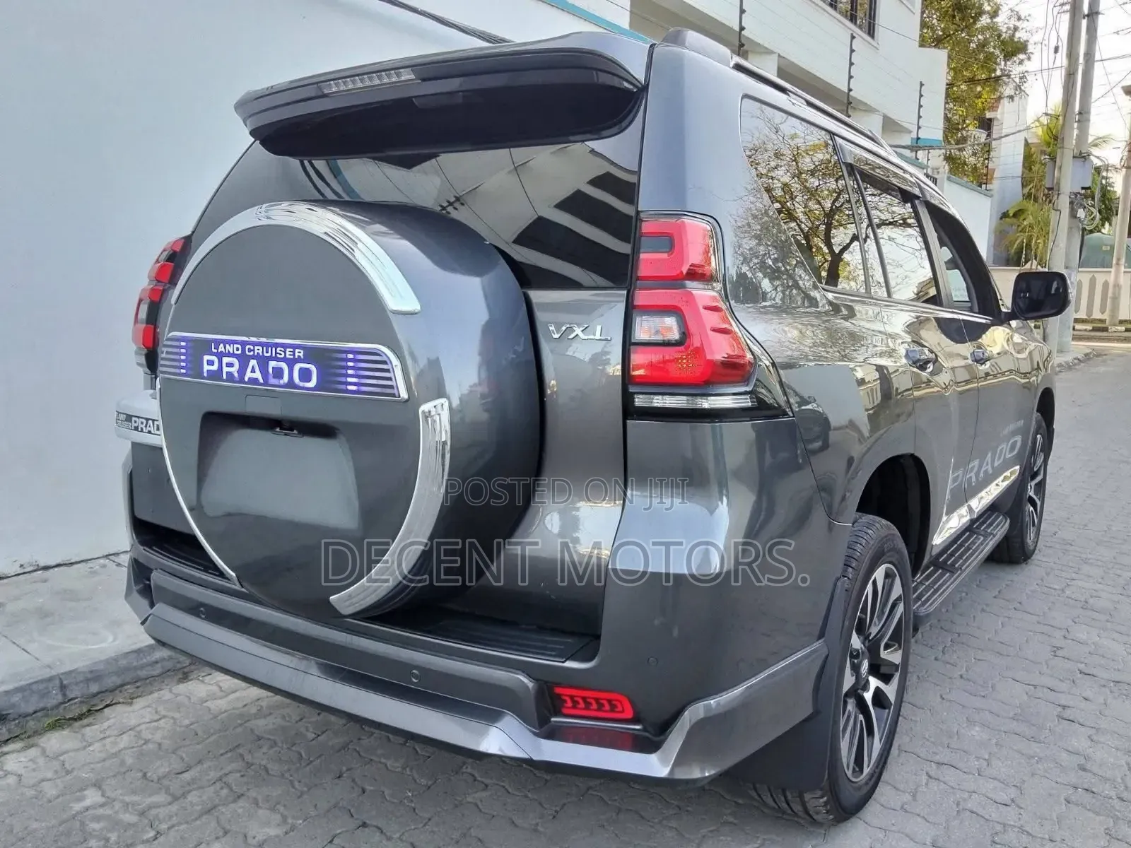 Toyota Land Cruiser Prado 2.8 2022 Gray