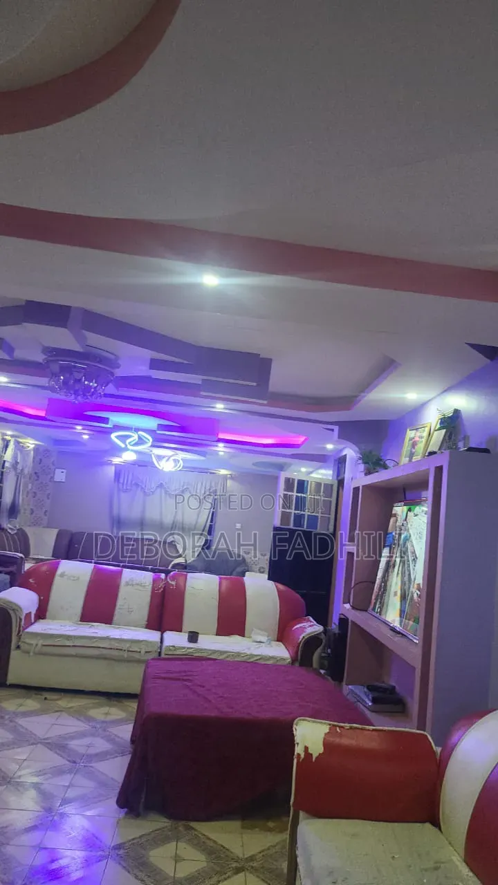 9bdrm Maisonette in Pride Lands, Joska for sale