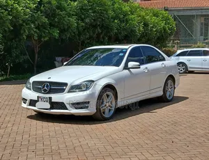 Mercedes-Benz C200 2013 White