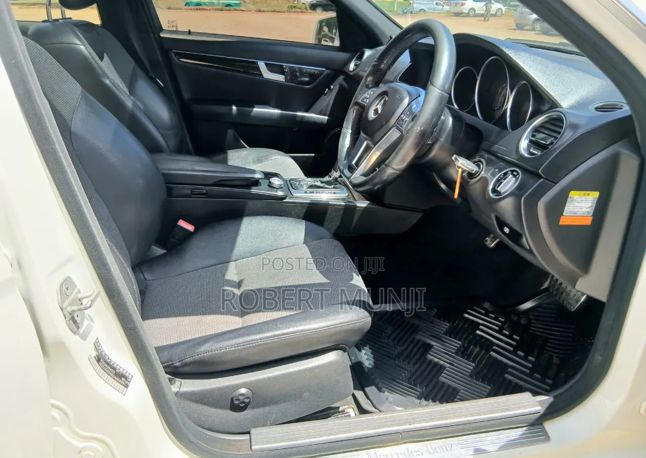 Mercedes-Benz C200 2013 White