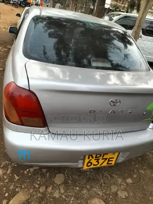 Toyota Platz 1.5 FWD 2003 Silver